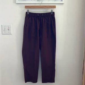 Old Navy Active Stretch Tech - Size Small